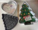 Wilton Cake And Cookie Pans - Heart Christmas Tree. Fixed Price $32.00.