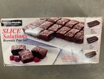 New Chicago Metallic Slice Solutions 11" X 7" Brownie Cake Pan Set Non-stick. Fixed Price $21.99.