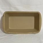 The Pampered Chef Family Heritage Collection Stoneware Loaf Pan Beige Oven Safe. Fixed Price $25.49.