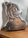 Jim Henson Big Bird Cake Pan 2105-3654 14" Aluminum Wilton. Fixed Price $6.99.