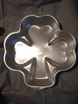 Wilton St Patrick's Day Shamrock Clover Aluminum Baking Cake Pan #2105-185. Fixed Price $12.00.