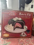 4 Piece Bake Set (betty Crocker). Fixed Price $40.00.