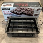 Chicagometallic Slice Solutions Set Non Stick Brownie Pan 18 & Serve. Fixed Price $9.99.
