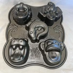 Nordic Ware Coated Hungry Animals Heavy Cast Aluminum Baking Mold Cake Jungle. Fixed Price $16.00.
