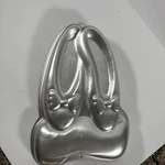 Wilton Vtg Ballet Slippers Character Cake Pan 2002 #2105-2065. Fixed Price $18.00.