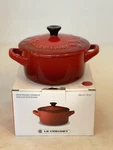 Nib Creuset Petite Round Casserole Mini Cocotte 250ML8 Oz Stoneware Holly Red. Fixed Price $35.00.