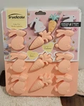 Trudeau Structure Silicone Cake Pan Rabbit & Carrot Shapes Peach Oven Safe. Fixed Price $13.25.