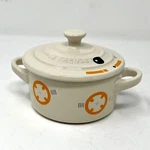 Le Creuset Star Wars Limited Edition Mini Cocotte BB-8 Droid ** New. Fixed Price $94.95.