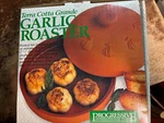 Terra Cotta Grande Garlic Roaster Progressive International Corp 7.5 Nib. Fixed Price $20.00.