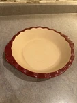 The Pampered Chef 9" Cranberry Family Heritage Fluted Deep Dish Baker #5122 Ston. Fixed Price $30.00.