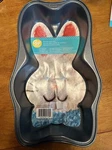 Wilton Bunny Head Cake Pan Bow Tie Non Stick Dishwasher Safe Easter New. Fixed Price $12.99.