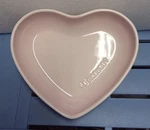 Le Creuset Seoul Sphere Shell Pink Heart Bowl Stoneware 650ML Free Ship. Fixed Price $45.00.