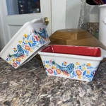 Pioneer Woman Mini Loaf Pans Set Of 2 Mazie Print. Fixed Price $19.90.