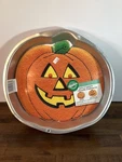 Wilton 1995 Jack Lantern Cake Pan Mold #2105-3068 New. Fixed Price $11.73.
