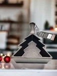 Brooklyn Steel Novelty Cast Iron Cookie Skillet Christmas Pine Tree. Fixed Price $17.00.