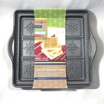 Nordic Ware Snowflake Shortbread Baking Pan Mold Non-stick Cast Aluminum Usa Nwt. Fixed Price $29.71.