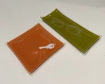Joseph Glass Trinket Trays Scribbles Series Set Of 2 Red Green. Fixed Price $38.90.