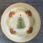 Pioneer Woman Garland 10" Pie Pan Plate Dish Christmas Tree Holiday Stoneware. Fixed Price $18.00.