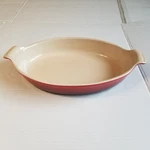 Creuset Red Oval 18-15 Stoneware Casserole Baking Dish 14X10. Fixed Price $74.99.