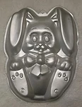 Vintage 1987 Wilton Easter Bunny Rabbit Aluminum Cake Pan 2105-2435 Collectible.. Fixed Price $14.34.