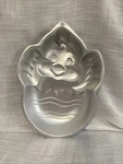 Wilton Just Hatched Chick Egg Cake Pan 2002 Easter 2105-2060 Birthday. Fixed Price $12.95.