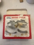 Vintage Cooks Tools Set Of Baking Shells Made France 22047 Bake Broil Brown. Fixed Price $7.99.