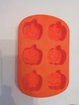 Wilton Pumpkin Faces 6 Cavity Silicone Mold Jack Lantern Halloween Orange. Fixed Price $5.96.