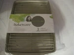 2019 Rachael Ray Piece Set Bakeware Cookie & Non-stick Rack Pan-new. Fixed Price $24.00.