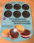 Wilton 12 Cavity Round Ice Cream Sandwich Pan 2105-0625 New. Fixed Price $19.99.