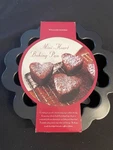 Williams-sonoma Nordic Ware Mini Heart Baking Pan Cakes Muffins 2002. Fixed Price $24.00.