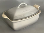 Rare Le Creuset Heritage 4.5 Qt Stoneware Deep Baker With Lid Oyster. Fixed Price $119.00.