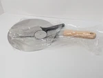 New Nuwave Pizza Cutter And Server. Fixed Price $22.00.