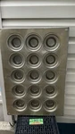 Commercial Bakeware Large 4.5 Big Top Muffinpan Chicago Metallic B5435. Fixed Price $74.99.