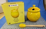 Le Creuset Honey Pot & Silicone Dipper Dijon Yellow 16OZ 0.45L New. Fixed Price $69.99.