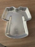 Vintage 1979 Wilton T-shirt Cake Pan Stock No. 502-5617. Fixed Price $5.57.