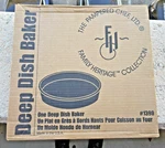 New Pampered Chef Dip Dish Round BAKER#1390. Fixed Price $17.50.