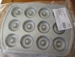 Pampered Chef 100019 Donut Pan Nonstick Doughnuts Baking Mold Nip. Fixed Price $14.95.