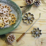 Bethany Housewares Rosette. Fixed Price $33.31.