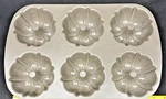 Nordic Ware Mini Pan 6 Cup Cast Aluminum Bundtlette Cake Mold Usa. Fixed Price $21.95.