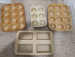 The Pampered Chef Family Heritage Stoneware Muffin And Mini Loaf Pan Lot. Fixed Price $80.00.