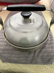 Mirro 2001KM Round Vented Stovetop Steamer Roaster W Lid Trivet Made In Usa. Fixed Price $21.25.