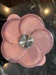 New Box- Le Creuset Flower Petal Cocotte Mauve Pink 2.25 Qt (20 Cm). Fixed Price $320.00.