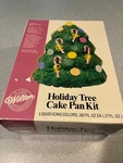 Wilton Holiday Tree Cake Pan Kit Vintage New And Sealed. Fixed Price $19.99.