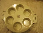Littonware Microwave Muffin Pan 39284. Fixed Price $5.99.