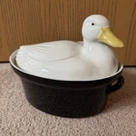 Vintage Hall Carbone Lidded Duck Cover Casserole Baking Dish 8.5". Fixed Price $30.00.