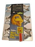Wilton 2105-2384 Sesame Street Big Bird Mini Cake Pan Baking Mold Brand New. Fixed Price $15.00.