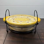 Temp-tations By Tara Old World Yellow Oval Baker Casseroles 2 Qt W/carrying Rack. Fixed Price $34.99.