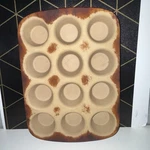 The Pampered Chef Stoneware 12 Cupcake Muffin Pan Family Heritage Retired Usa. Fixed Price $35.00.
