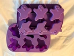 Wilton Silicone Mold Ghosts 6 Cavity Purple Baking Pan, Cupcake RET'D#2105-4877.. Fixed Price $12.50.