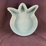 Chantal Tulip Shape Blue Baking Dish. 93-TU22 1/4 Quart 1.2 Ltr.. Fixed Price $15.96.